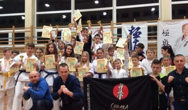 Ogromny sukces zawodników CHIKARA – Ogólnopolski Turniej Karate o Puchar Wójta Gminy Samborzec